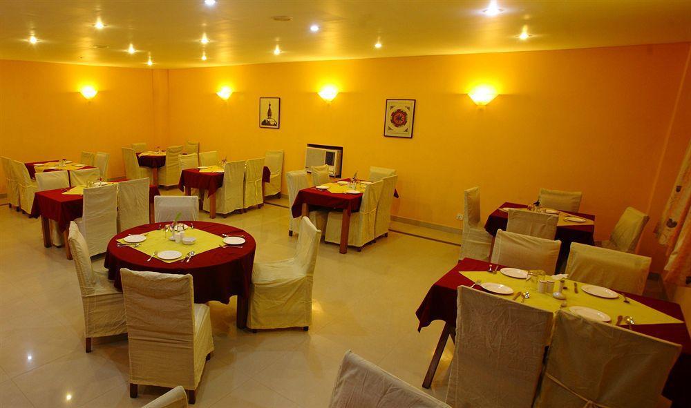 Royal Astoria Hotel Kathmandu Ngoại thất bức ảnh
