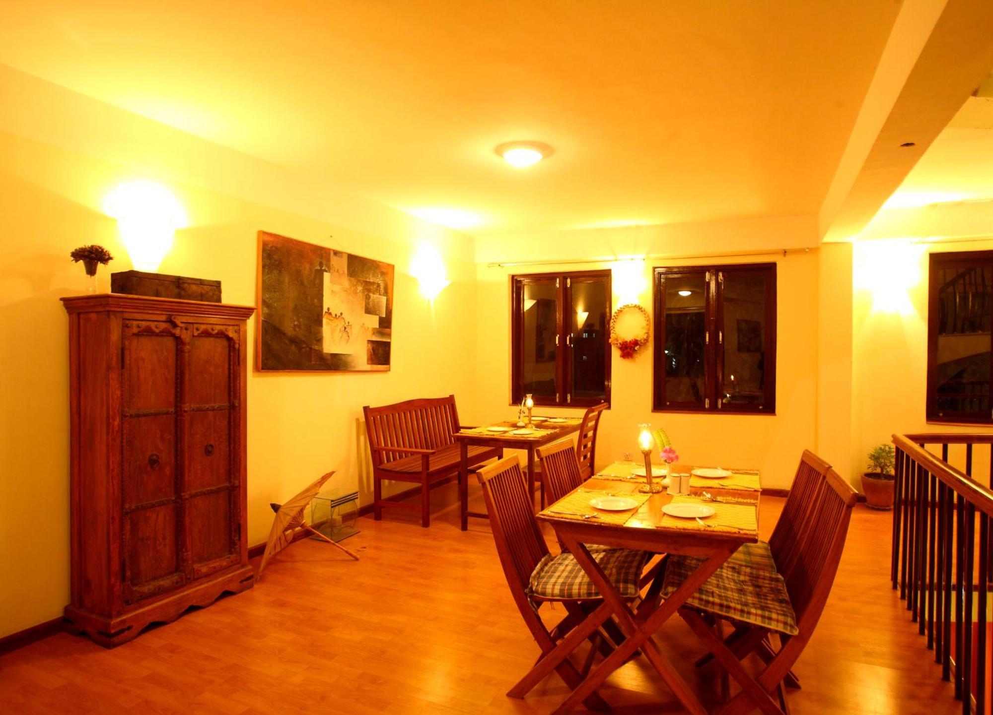 Royal Astoria Hotel Kathmandu Ngoại thất bức ảnh