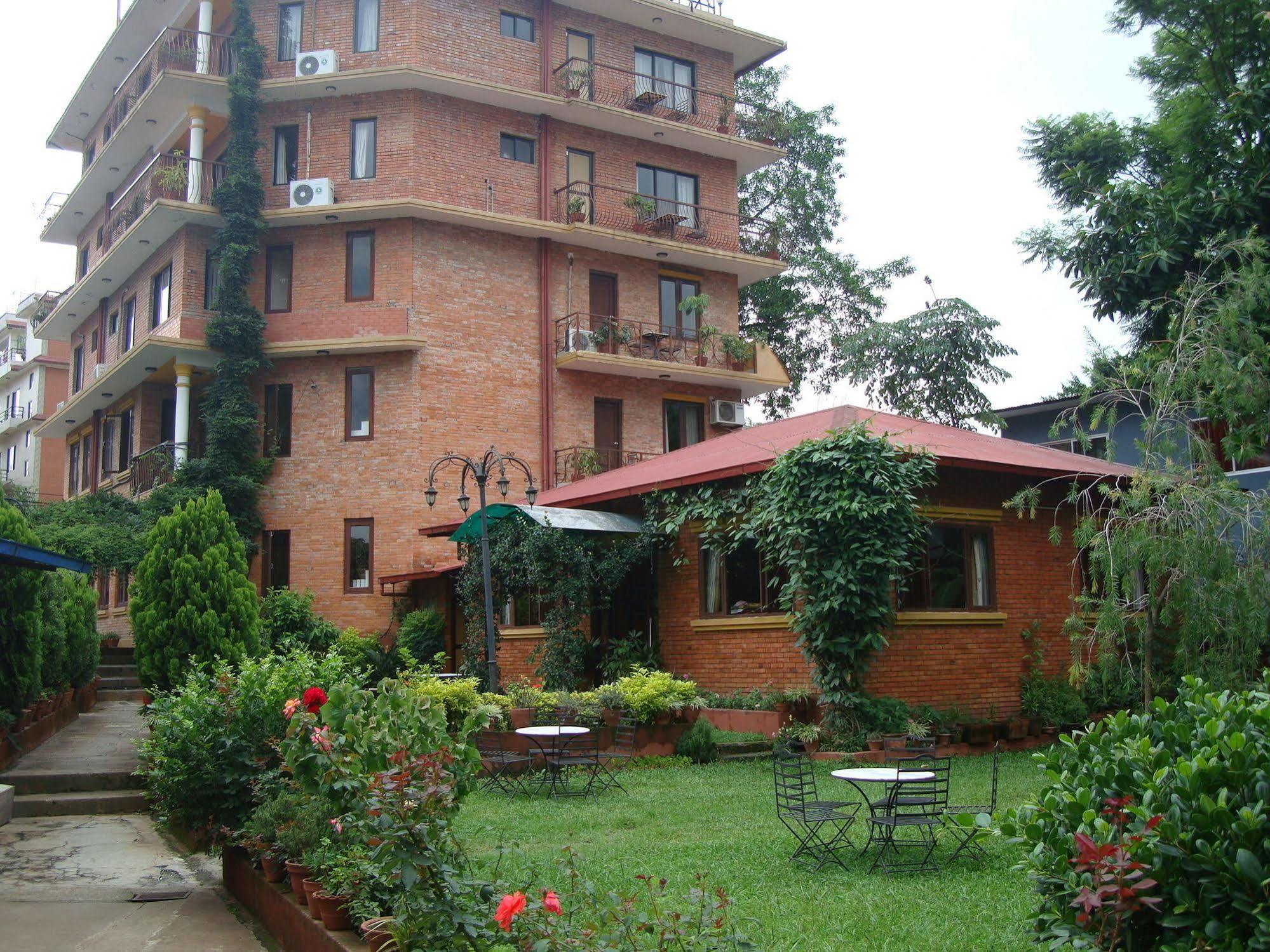 Royal Astoria Hotel Kathmandu Ngoại thất bức ảnh