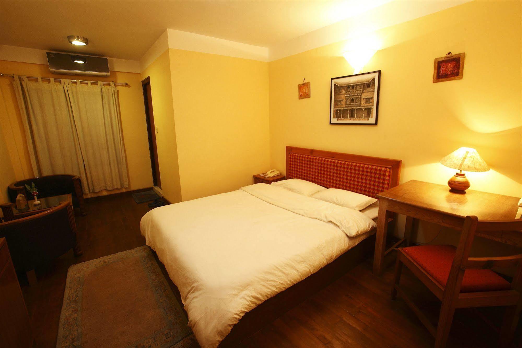 Royal Astoria Hotel Kathmandu Ngoại thất bức ảnh